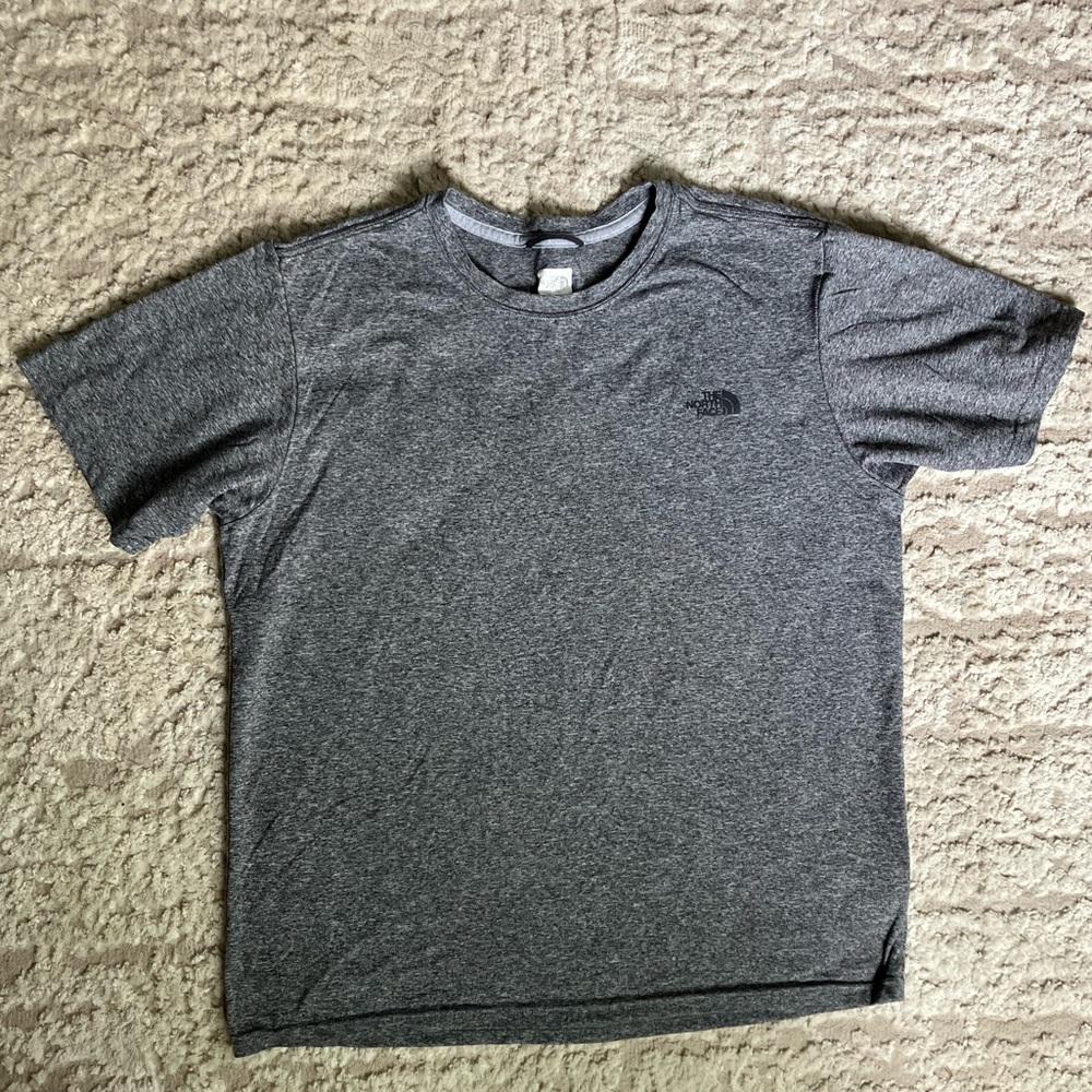 North Face Shirt Gray T-Shirt Unisex Outdoor Hiking Moisture Wicking Medium M
